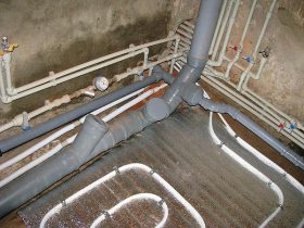 Монтаж канализационных труб в Абакане